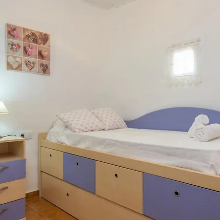 Villa Casa Dina-villa Con Piscina Privada Y Wifi Gratis