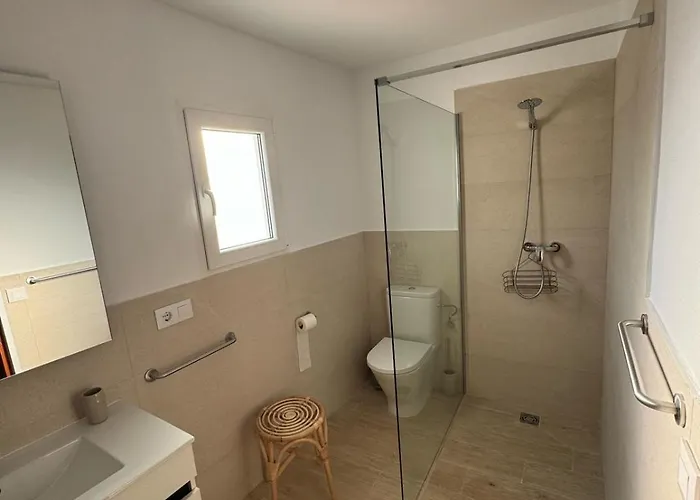 Casa Dina-villa Con Piscina Privada Y Wifi Gratis